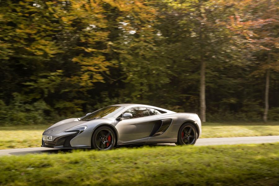 McLaren 650S 2014 года  (UK) (фото 9 из 20)